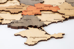 Дерев'яна 3Д карта України 70*50см