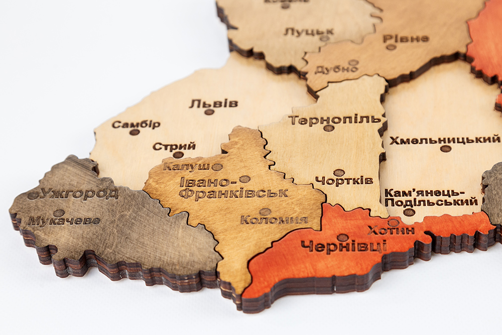 Дерев'яна 3Д карта України 70*50см